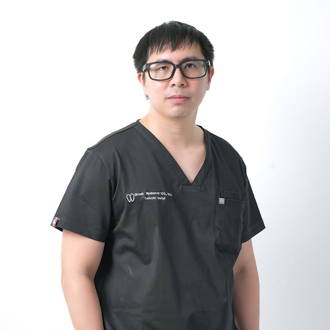 Dr. Sirawit Niphakesem